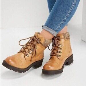 MIA Maylynn Shearling Hiking Boots Size 7.5 NWOT